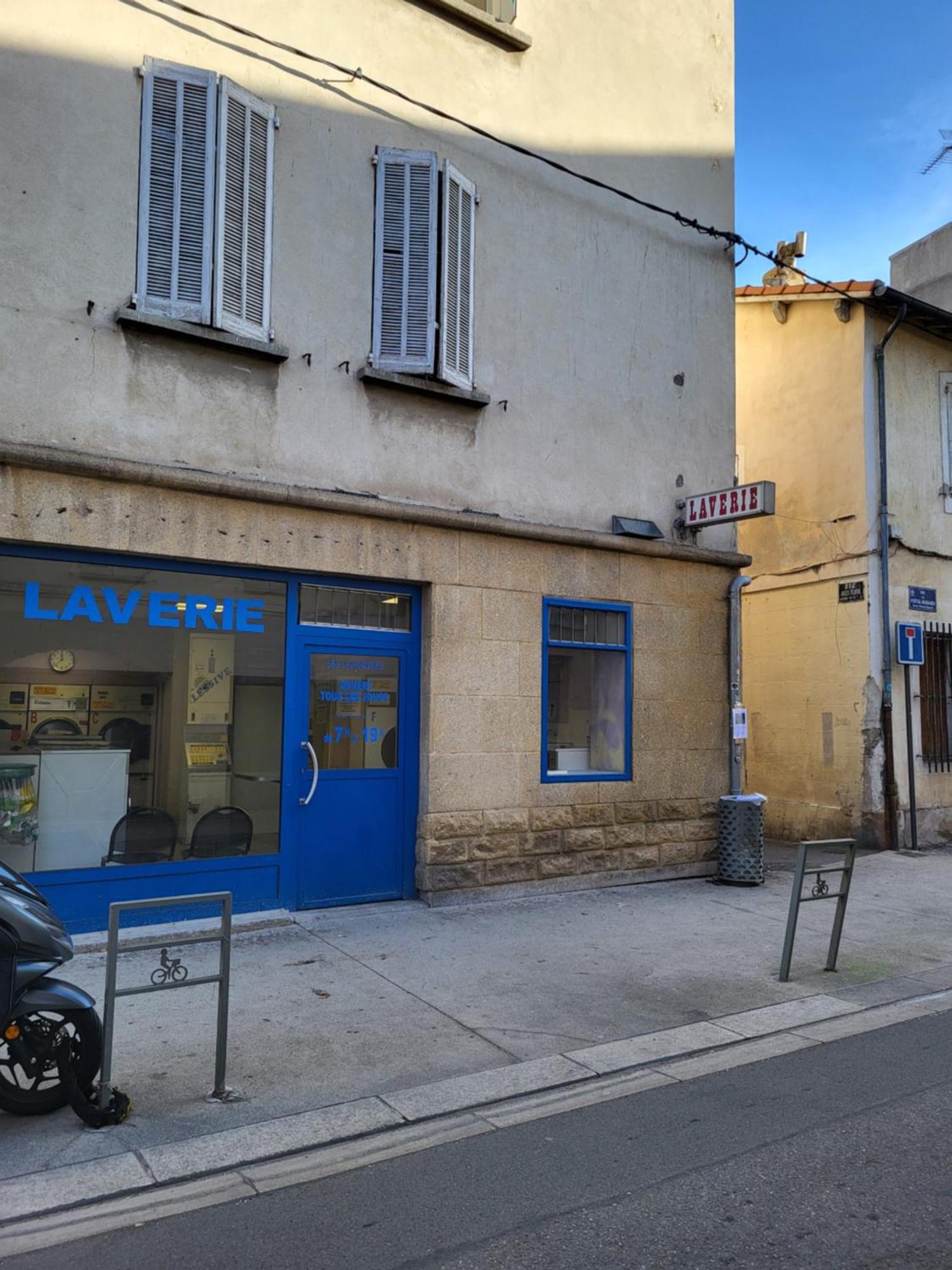 T2 Intra-Murros "Le Lavande" Avec Garage Avignon Exteriör bild